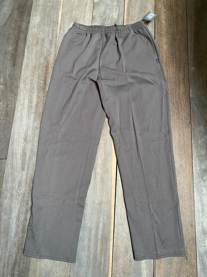 Victor broek XL bruine comfortabele nieuw met label, Kleding | Dames, Broeken en Pantalons, Nieuw, Maat 46/48 (XL) of groter, Bruin