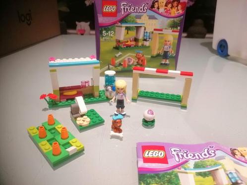 Lego Friends 41011 Voetbaltraining en 41002 Emma's karateles, Kinderen en Baby's, Speelgoed | Duplo en Lego, Zo goed als nieuw