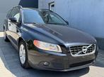 VOLVO V70 2.5T BENZINE 2010 MET 59000 KM EERSTE EIGENAAR, Auto's, Volvo, 2500 cc, Euro 5, Bedrijf, Dealer onderhouden