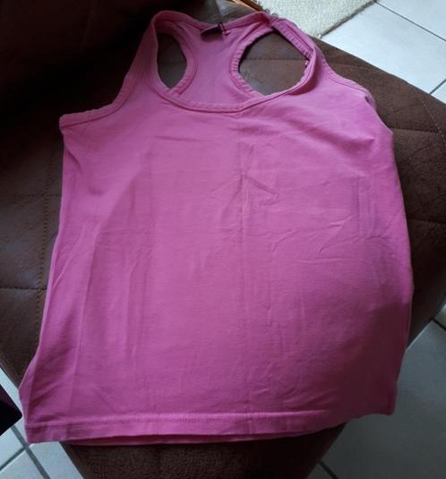 Topje - maat S/36 - roze/fuchsia- €1.00, Kleding | Dames, Topjes, Gedragen, Maat 36 (S), Roze, Zonder mouw, Verzenden