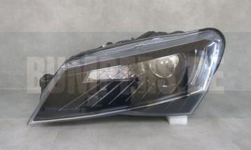 KOPLAMP SKODA SUPERB 3 III XENON 15-19 LH LINKS 3V1941015B S beschikbaar voor biedingen