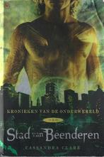 Stad van Beenderen, door Cassandra Clare, Boeken, Cassandra Clare, Nieuw, Ophalen of Verzenden, Nederland