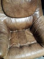 2 oude eikenhouten fauteuils, Huis en Inrichting, Ophalen, Gebruikt, 75 tot 100 cm, Classique vintage