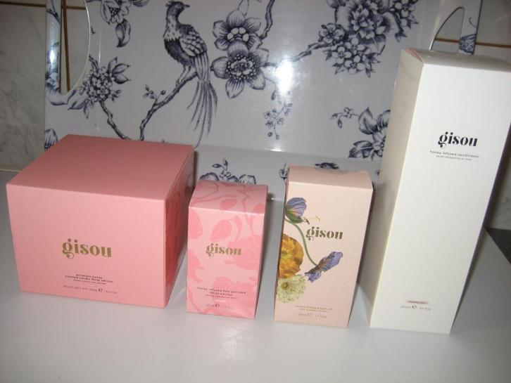 GISOU SOINS CAPILLAIRES + BOUGIE PARFUMEE, Handtassen en Accessoires, Uiterlijk | Haarverzorging, Nieuw, Overige typen, Verzenden