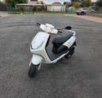 Peueot vivacity 3 a klasse 2takt, Fietsen en Brommers, Ophalen, Tweetakt, Zo goed als nieuw, Peugeot
