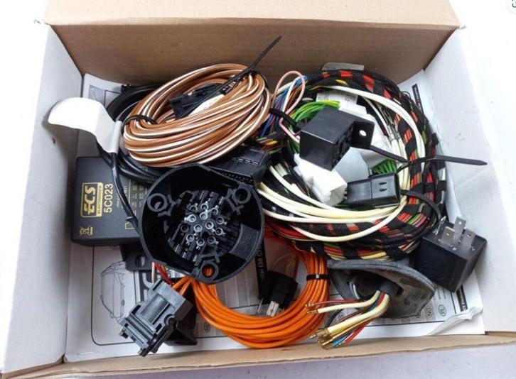 Trekhaak kabelset 13 polig HY050DH nieuw Hyundai i30 station, Auto-onderdelen, Elektronica en Kabels, Nieuw, Ophalen of Verzenden