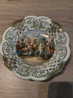Belle assiette représentant Napoléon, Bataille d'Austerlitz., Enlèvement ou Envoi, Comme neuf