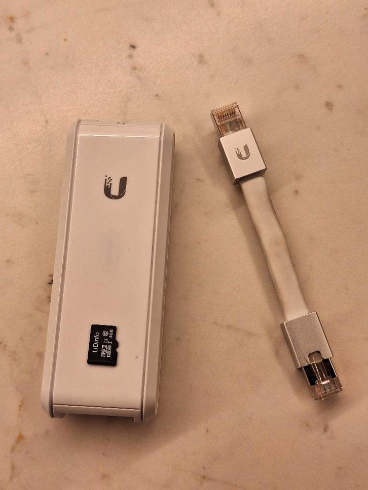 Ubiquity Cloudkey UniFi Controller UC-CK, Computers en Software, Netwerk switches, Zo goed als nieuw, Ophalen of Verzenden
