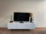 Tv-meubel witte kasten met eiken poten, Ophalen of Verzenden, Zo goed als nieuw