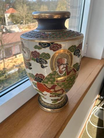 Satsuma vaas  beschikbaar voor biedingen