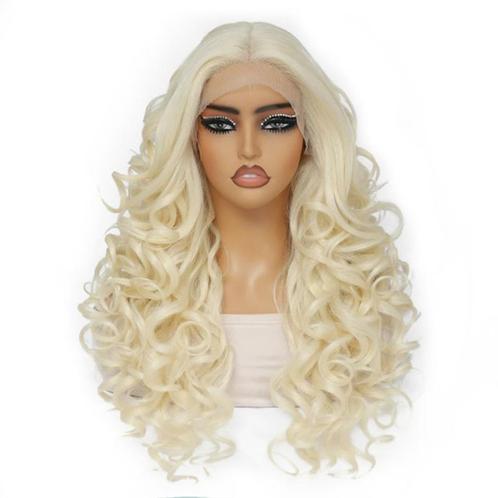 Luxe lace front pruik lang krullend haar lichtblond model Ca, Bijoux, Sacs & Beauté, Beauté | Soins des cheveux, Neuf, Perruque ou Extension de cheveux