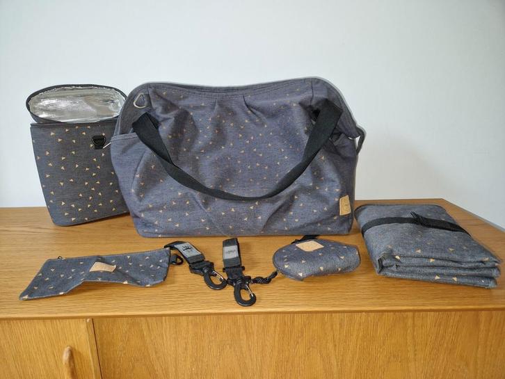 Luiertas Lassig, Kinderen en Baby's, Luiertassen, Zo goed als nieuw, Schoudertas, Ophalen