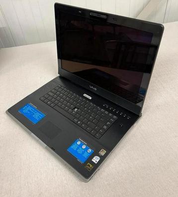 Ordinateur portable LCD SONY VAIO VGN-AR11M 17” pas complet! disponible aux enchères