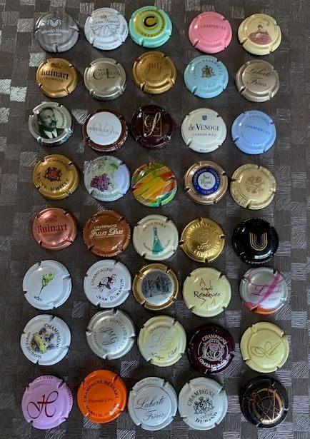 Lot 40 champagnecapsules (lot 1), Collections, Collections complètes & Collections, Enlèvement ou Envoi