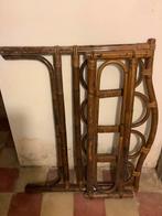 Lit simple en bambou avec table de chevet, Enlèvement, Utilisé