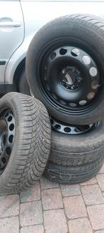 KIT HIVER POUR BMW SERIE 1ET SERIE 3 PNEUS 205-55-16, Autos : Pièces & Accessoires, Pneus & Jantes, Pneus hiver, 16 pouces, Pneu(s)