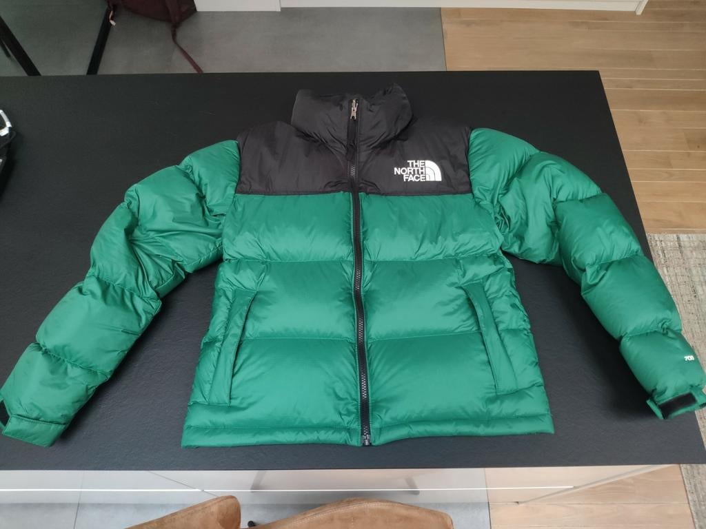 The North Face Retro Nuptse Jacket, SMALL, Kleding | Dames, Jassen | Winter, Zo goed als nieuw, Ophalen of Verzenden