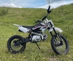 Mini crossers en quads elektrische en benzine, Ophalen of Verzenden, Zo goed als nieuw