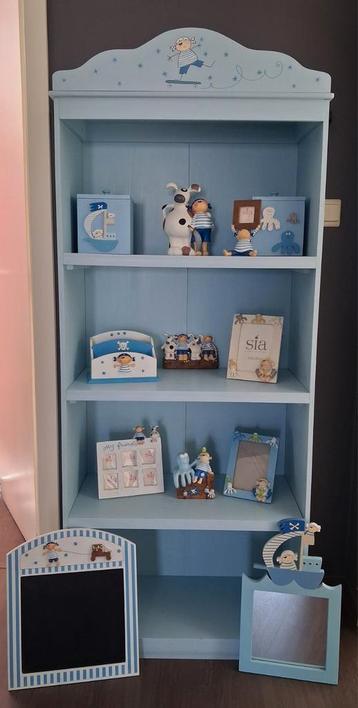 Kindermeubeltjes beschikbaar voor biedingen