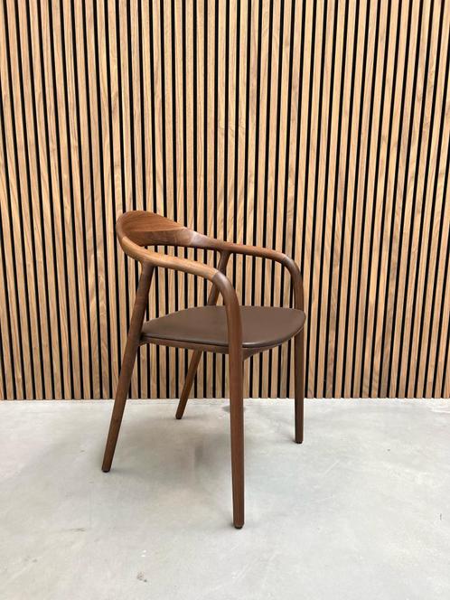 Artisan Neva eetkamerstoel Zenith 9015, Antiek en Kunst, Antiek | Meubels | Stoelen en Sofa's, Ophalen of Verzenden