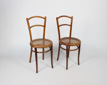 2 originele stoelen J&J Kohn beschikbaar voor biedingen