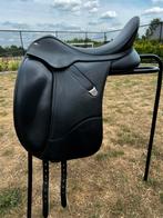 Zadel Bates Isabell 17.5”, Dieren en Toebehoren, Paarden en Pony's | Zadels, Ophalen, Zo goed als nieuw