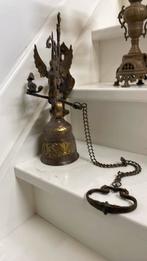 antieke decoratieve bel om op te hangen, Ophalen, Koper