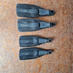 2 paar zwemvliezen, Watersport en Boten, Duiken, Ophalen of Verzenden, Gebruikt