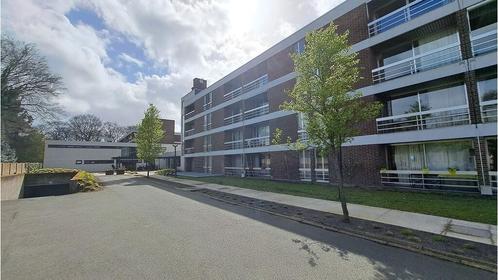 Serviceflat te koop in Assebroek, 1 slpk, Immo, Huizen en Appartementen te koop, Overige soorten, B