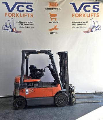Elektrische heftruck Toyota 2.5 ton MET VORKENSPREIDER, Ophalen, Heftruck, Toyota, Elektrisch
