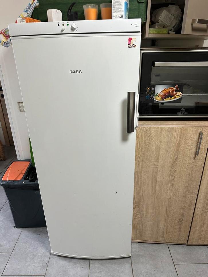 AEG diepvriezer, Elektronische apparatuur, Vriezers en Diepvrieskisten, Zo goed als nieuw, Vrieskast, Ophalen