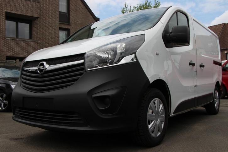Opel Vivaro 1.6 Cdti Airco 59000km Euro 6 Garantie 12800+Btw, Auto's, Bestelwagens en Lichte vracht, Bedrijf, Te koop, Used 1. Bestelwagens met ervaring.
