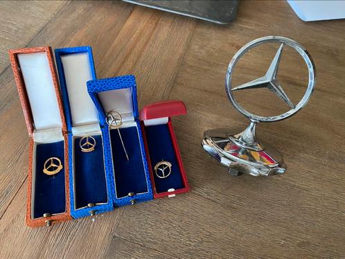 Mercedes Benz Daimler Gold pin en verzamelobject - curiosa, Antiquités & Art, Curiosités & Brocante, Enlèvement ou Envoi