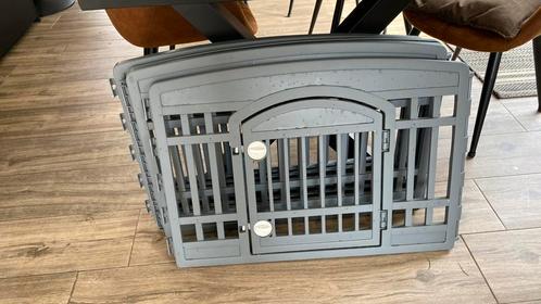 Hondenbench voor binnen of buiten, Dieren en Toebehoren, Hondenhokken, Zo goed als nieuw, Ophalen