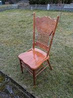 Antieken Massieve stoel met houtsnijwerk, Enlèvement