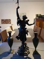 Antieken beeld met 2 vazen, Ophalen, Zo goed als nieuw