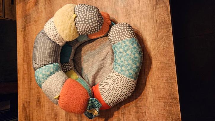 Infantino Tummy time kussen., Kinderen en Baby's, Speelgoed | Babyspeelgoed, Gebruikt, Speelkleed, Ophalen of Verzenden