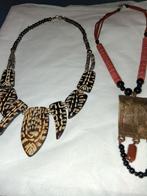 2 ras de cou(37cm)africain ou ethnique état nickel 10€/pièce, Enlèvement