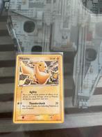 Pikachu promo, Hobby en Vrije tijd, Ophalen of Verzenden, Zo goed als nieuw
