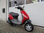 Originele Piaggio Zip 125cc 4 takt motorscooter. VespaGilera, Fietsen en Brommers, Scooters | Piaggio, Benzine, Zo goed als nieuw