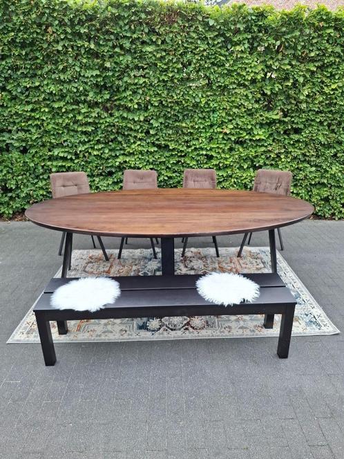 Massief ovalen eiken eettafel (240x130cm), Huis en Inrichting, Tafels | Eettafels, Zo goed als nieuw, 100 tot 150 cm, 200 cm of meer
