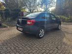 Dacia Logan 1.2L 75pk 04/2014 139.000 km, Auto's, Dacia, Voorwielaandrijving, Stof, Electronic Stability Program (ESP), Zwart