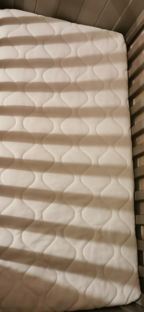 Matras voor kinderbedje, Kinderen en Baby's, Kinderkamer | Beddengoed, Zo goed als nieuw, Ophalen