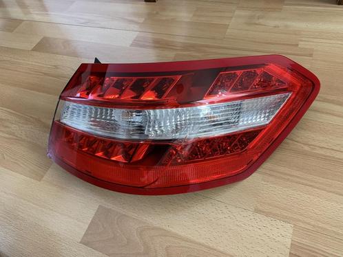 Achterlicht rechts Mercedes E-klasse W212 sedan 2009 - 2012, Auto-onderdelen, Verlichting, Mercedes-Benz, Gebruikt, Ophalen of Verzenden