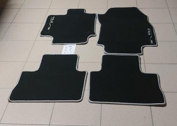 Ensemble de tapis velours pour Toyota RAV4 hybride beschikbaar voor biedingen