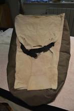 AV.POUF POUR BEBE, Ophalen of Verzenden