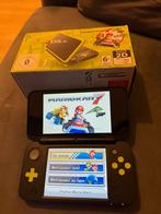 New Nintendo 2DS XL Noir & Lime + Mario Kart 7, Enlèvement, Comme neuf, Vert, 2DS