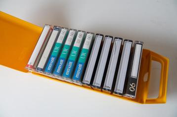 COMPACT Cassettes beschikbaar voor biedingen