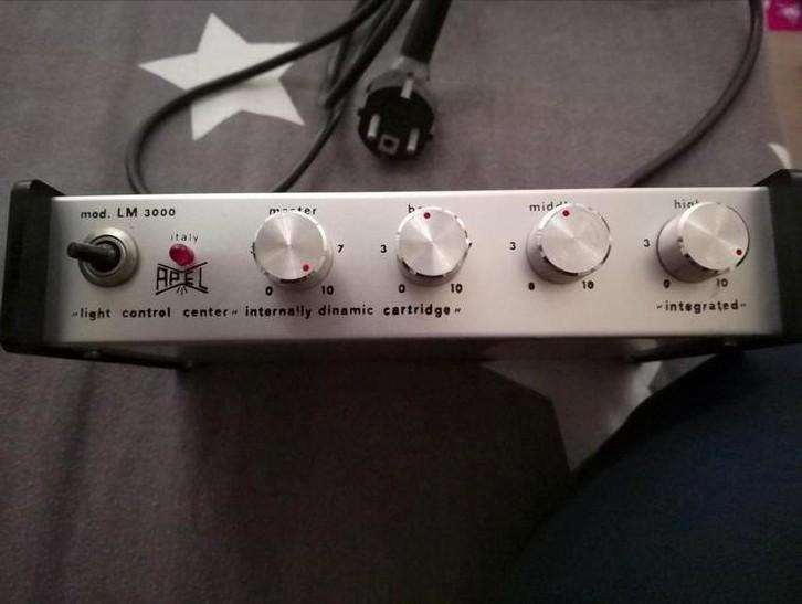 APEL LM3000 lichtregelapparaat, Muziek en Instrumenten, Versterkers | Keyboard, Monitor en PA, Zo goed als nieuw, Ophalen of Verzenden