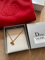 Mooi ketting van Dior en trousse als gift., Ophalen, Zo goed als nieuw